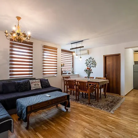 Thermae 2bdrm Sunny Apartamento