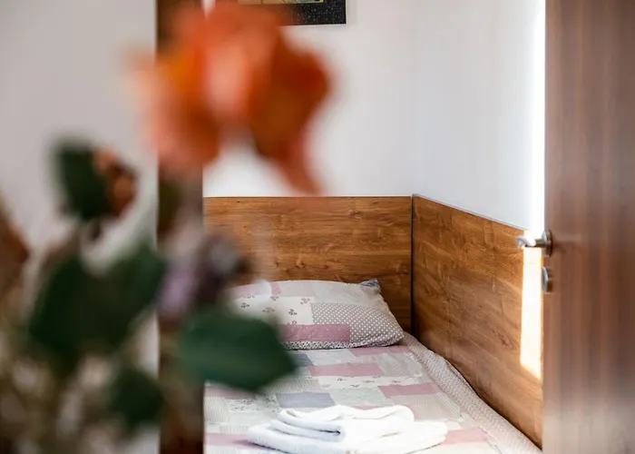 Thermae 2bdrm Sunny *