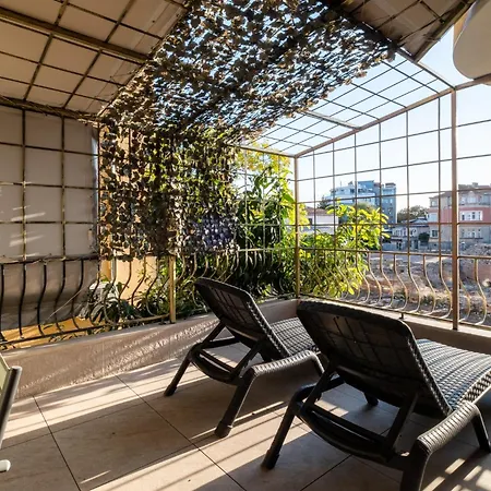 Thermae 2bdrm Sunny