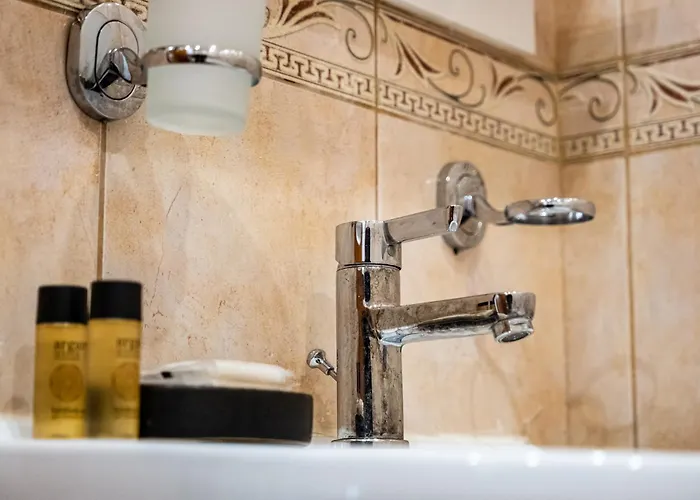 Thermae 2bdrm Sunny アパート